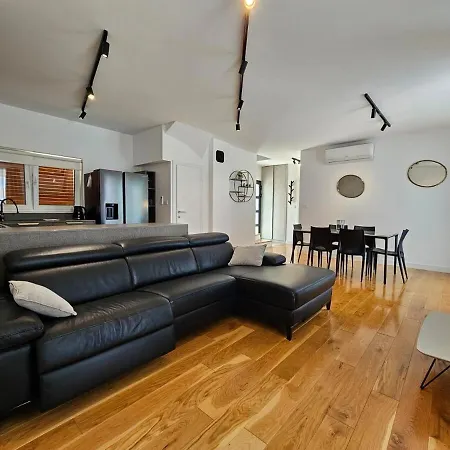 Villa Ti Amo House With Heathed Pool Kastela